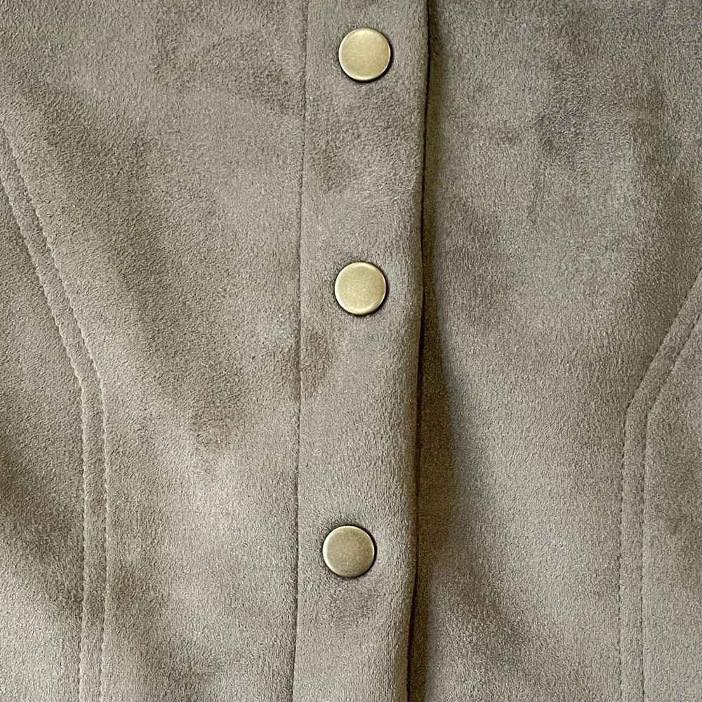 NWT Olive Green Faux Suede Skirt w/Antique Gold Buttons Size M